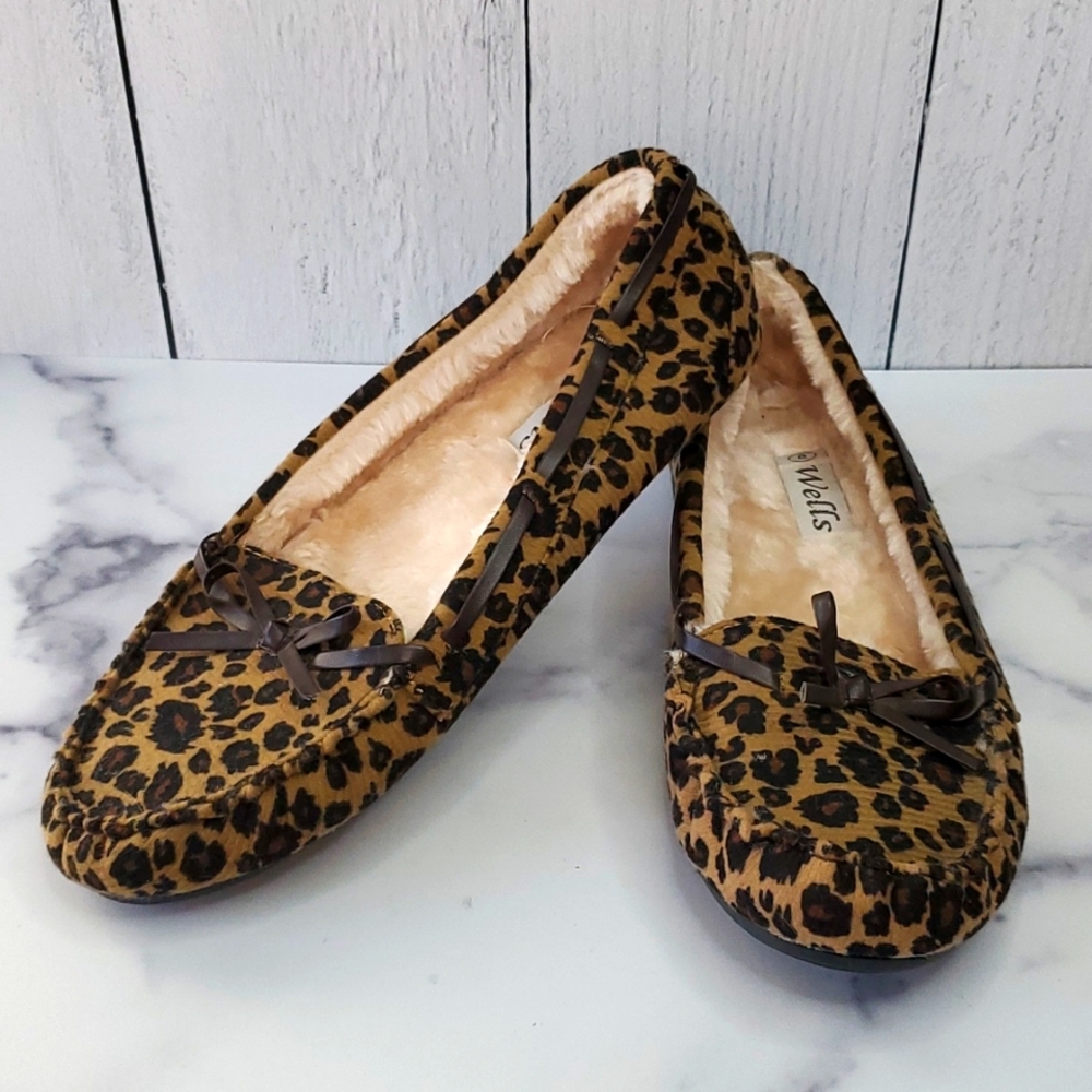 Cheetah Print Moccasins Size 8 New!